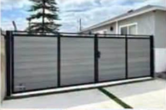 Custom gate and fence installation by Fence Straight Gate Company — project 1